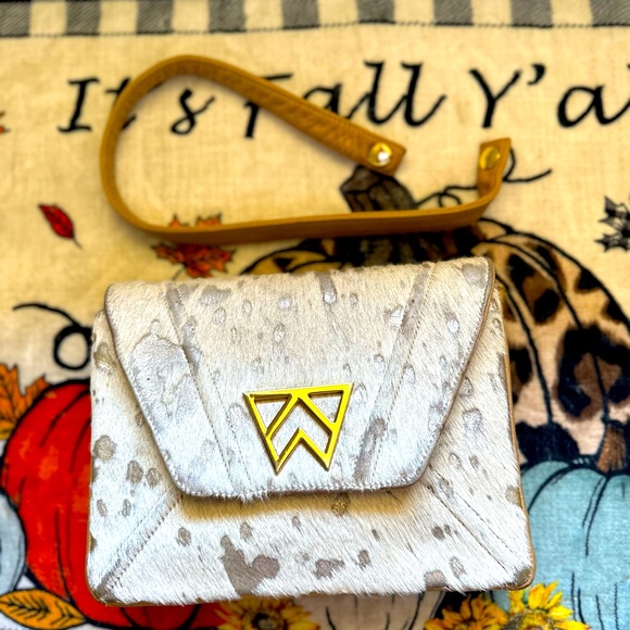 Kelly Wynne Animal print handbag - Picture 2 of 13